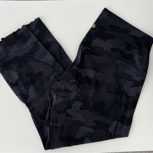 LULULEMON Align HR Crop 23” Scallop Bottom Camo Print Leggings